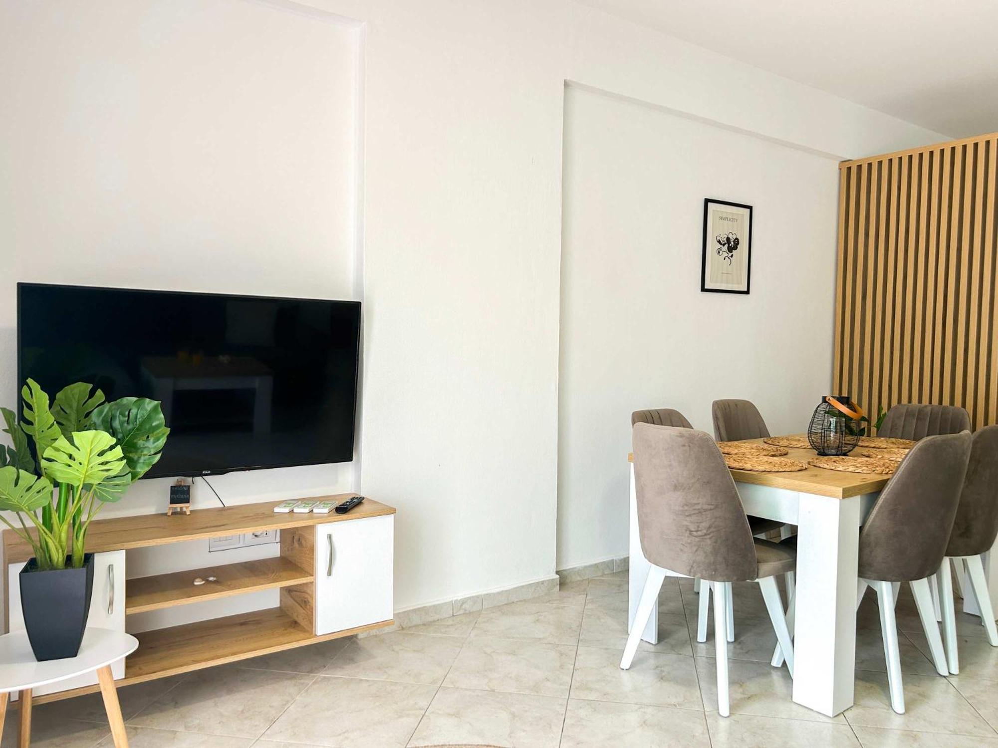 Lada 756 Apartment Durrës