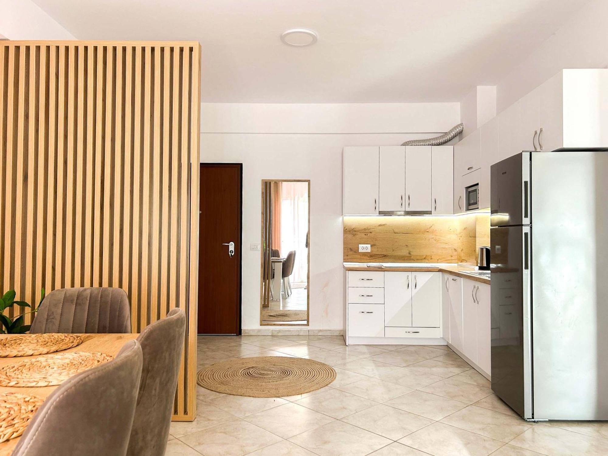 Lada 756 Apartment