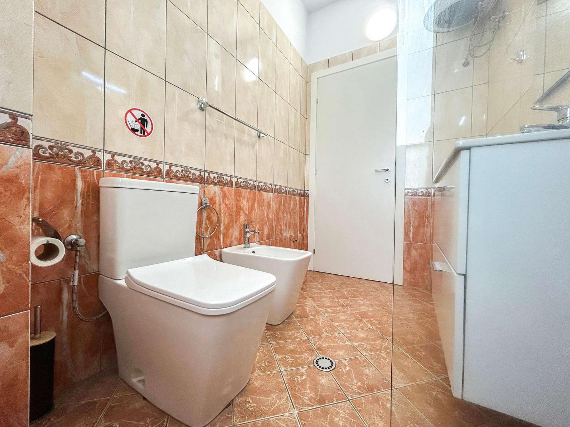 Lada 756 Apartment *